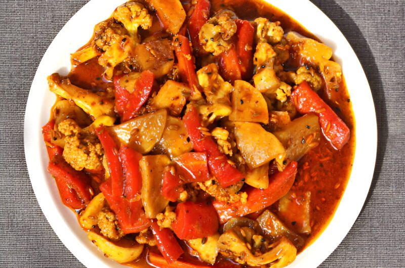 Gobhi Shalgam Gaajar Achaar