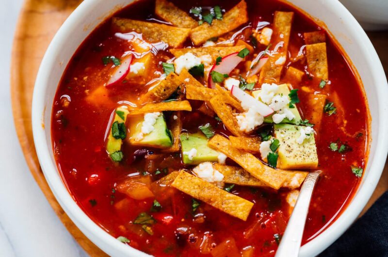 Sopa Azteca (Tortilla Soup)